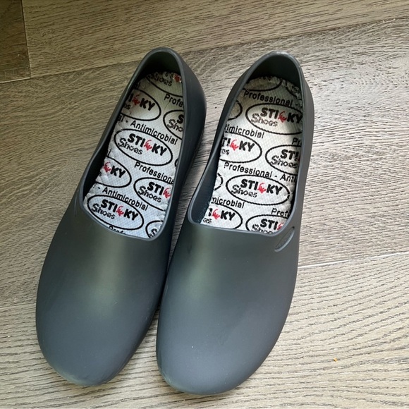 Sticky Shoes Gray Nursing Work Clog Shoe Antimicrobial workshoe - Picture 3 of 6